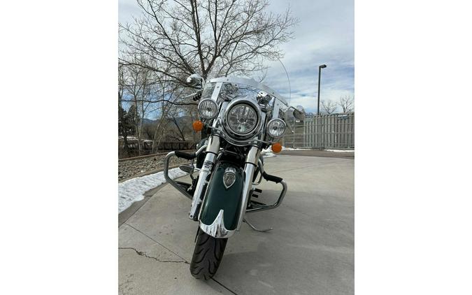 2018 Indian Motorcycle SPRINGFIELD, METALLIC JADE/THNDR BLK, 49ST Base