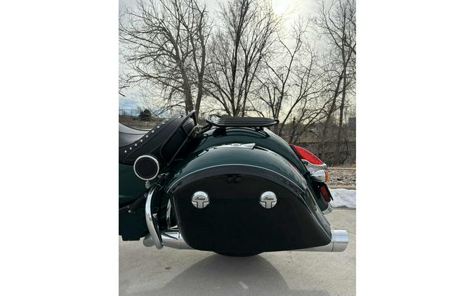 2018 Indian Motorcycle SPRINGFIELD, METALLIC JADE/THNDR BLK, 49ST Base