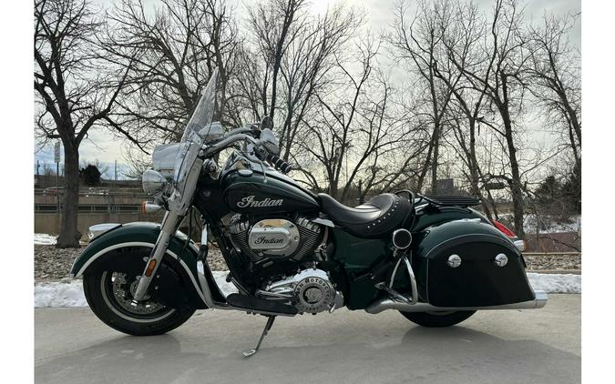 2018 Indian Motorcycle SPRINGFIELD, METALLIC JADE/THNDR BLK, 49ST Base