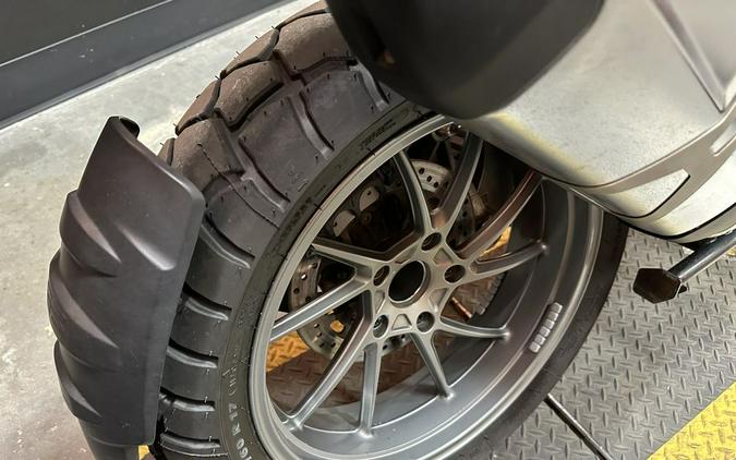 2016 BMW R 1200 GS Premium Frozen Dark Blue Metallic