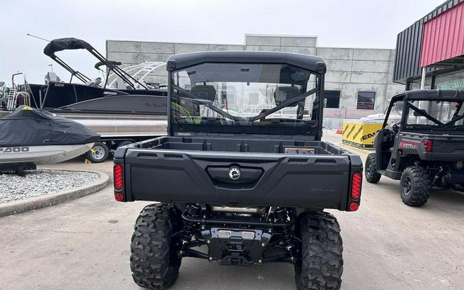 2023 Can-Am® Defender DPS HD7 Tundra Green