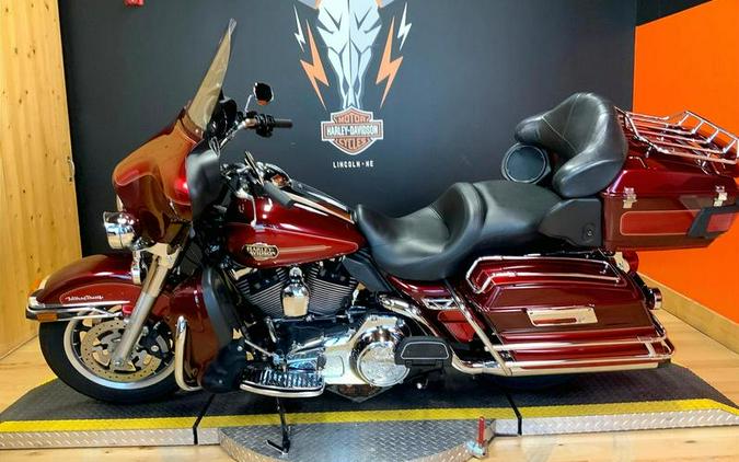 2008 Harley-Davidson® FLHTCU SHRINE