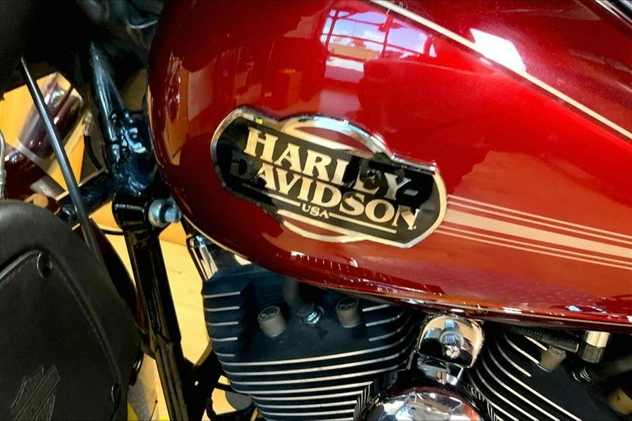 2008 Harley-Davidson® FLHTCU SHRINE