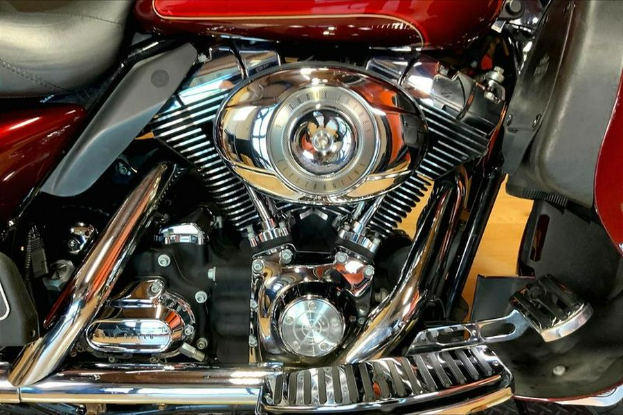 2008 Harley-Davidson® FLHTCU SHRINE