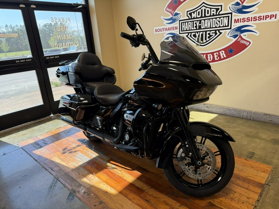 Used 2023 Harley-Davidson Road Glide Limited Grand American Touring Motorcycle For Sale Near Memphis, TN