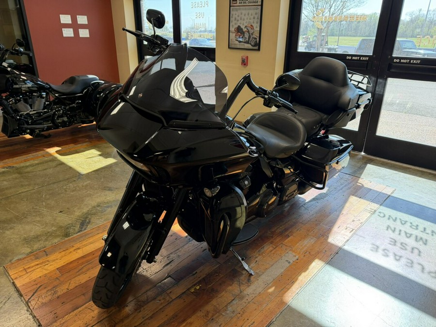 Used 2023 Harley-Davidson Road Glide Limited Grand American Touring Motorcycle For Sale Near Memphis, TN