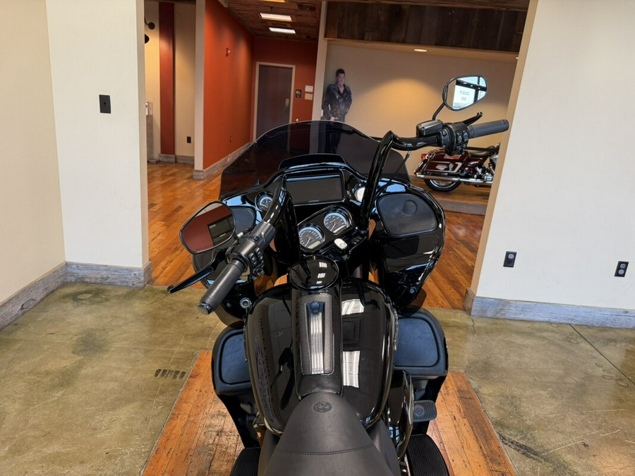 Used 2023 Harley-Davidson Road Glide Limited Grand American Touring Motorcycle For Sale Near Memphis, TN