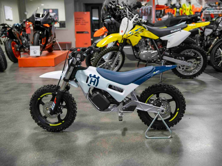 2024 Husqvarna EE 2