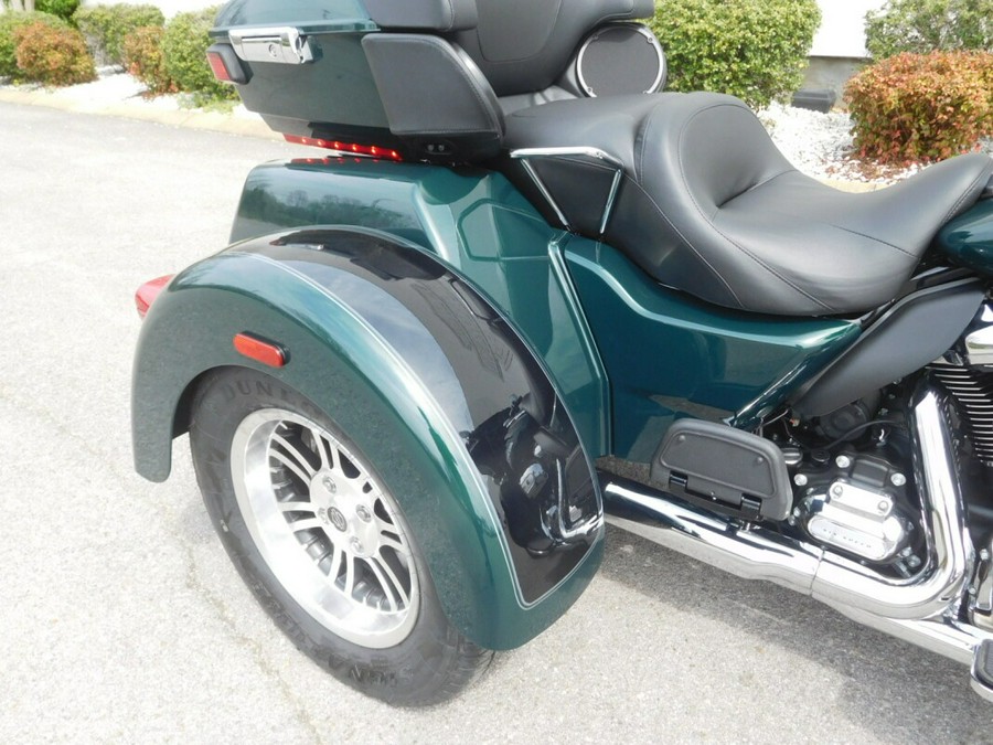 FLHTCUTG 2024 Tri Glide Ultra