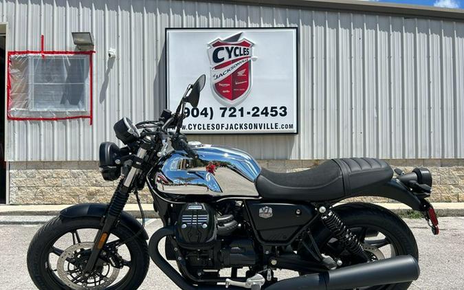 2025 Moto Guzzi V7 Stone