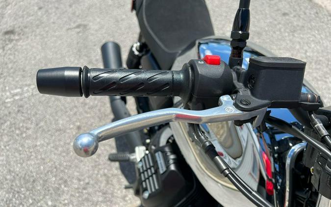 2025 Moto Guzzi V7 Stone