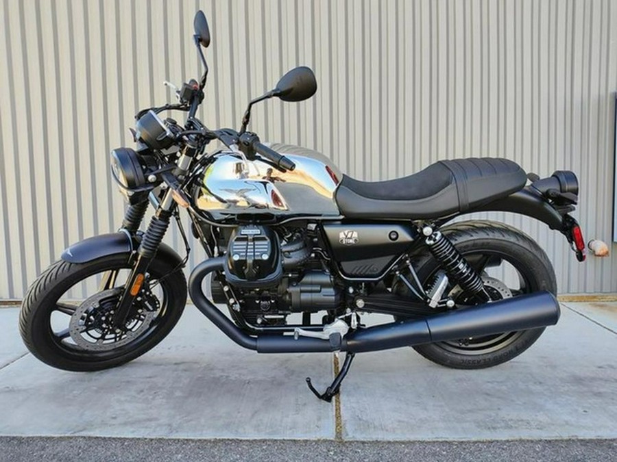 2025 Moto Guzzi V7 Stone