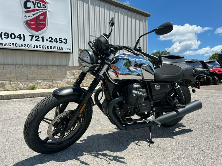 2025 Moto Guzzi V7 Stone