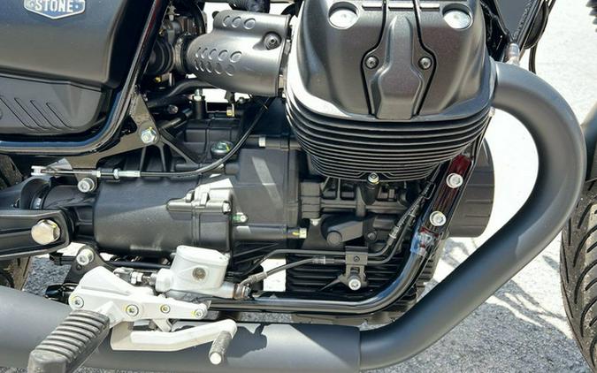 2025 Moto Guzzi V7 Stone