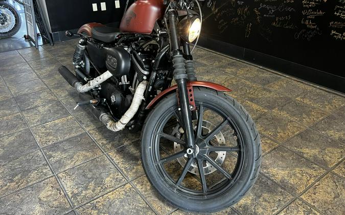 2017 Harley-Davidson Iron 883™ – Raw Bobber Attitude