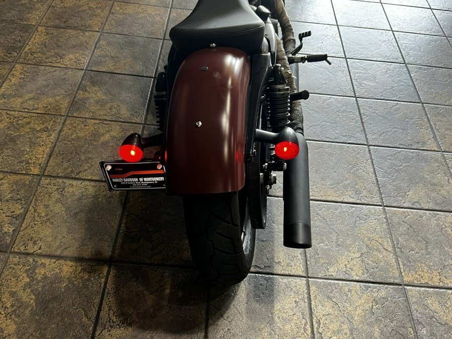 2017 Harley-Davidson Iron 883™ – Raw Bobber Attitude