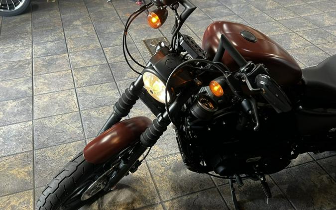 2017 Harley-Davidson Iron 883™ – Raw Bobber Attitude