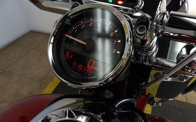 2014 Harley-Davidson CVO™ Softail® Deluxe