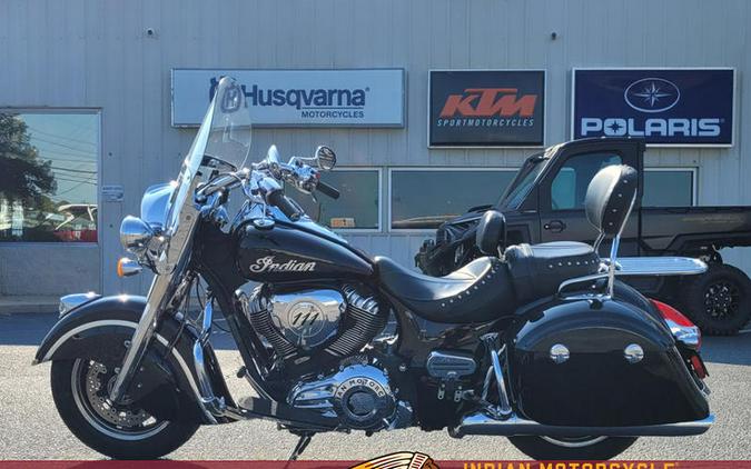 2017 Indian Motorcycle® Springfield™ Thunder Black