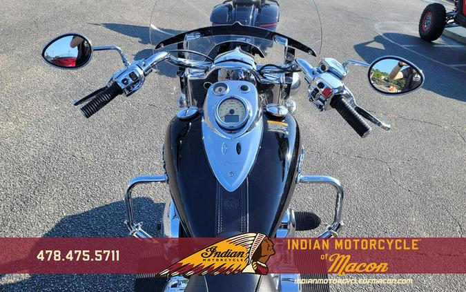 2017 Indian Motorcycle® Springfield™ Thunder Black