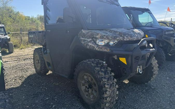 2025 Can-Am Defender XT HD7