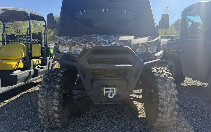 2025 Can-Am Defender XT HD7