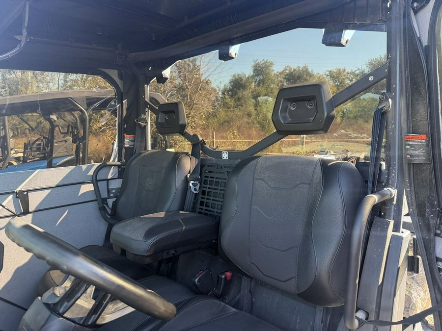2025 Can-Am Defender XT HD7