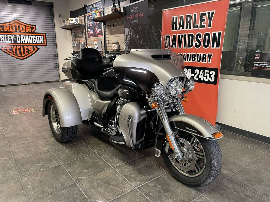 2018 Harley-Davidson® FLHTCUTG - Tri Glide® Ultra