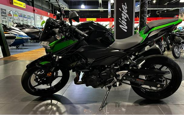 2022 Kawasaki Z400 ABS