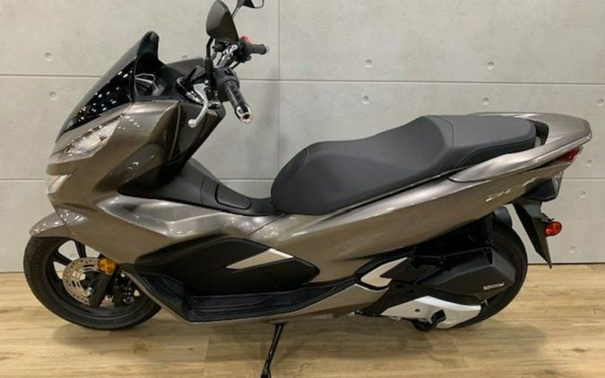 2019 Honda® PCX150