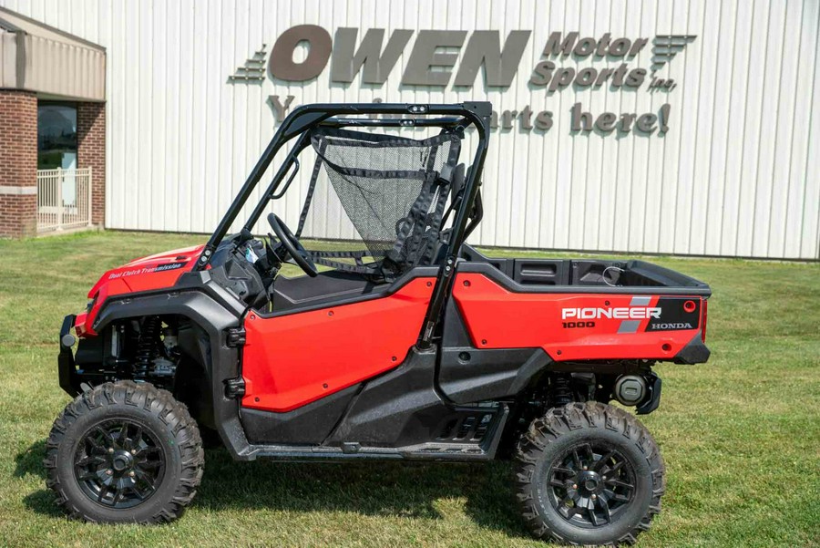 2024 Honda Pioneer 1000 Deluxe