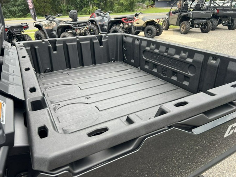 2025 Can-Am Defender XT HD10