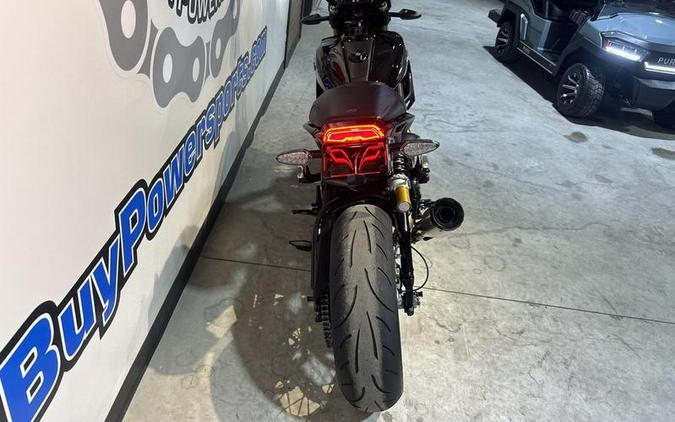 2019 Indian Motorcycle® FTR™ 1200 S Titanium Metallic over Thunder Black Pearl