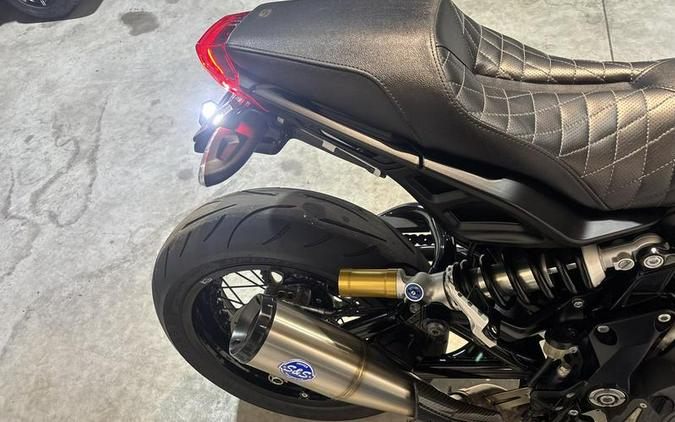 2019 Indian Motorcycle® FTR™ 1200 S Titanium Metallic over Thunder Black Pearl