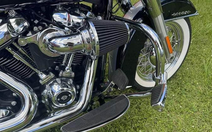 2019 Harley-Davidson® FLDE - Softail® Deluxe