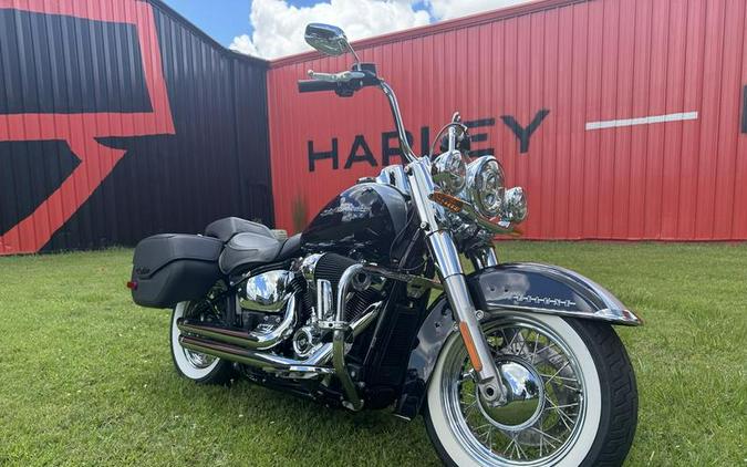 2019 Harley-Davidson® FLDE - Softail® Deluxe