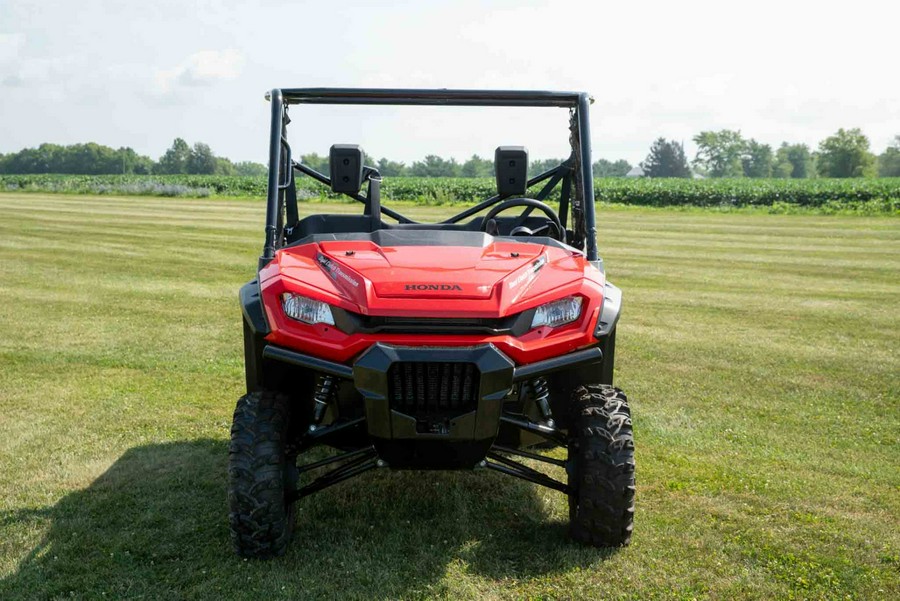 2024 Honda Pioneer 1000 Deluxe