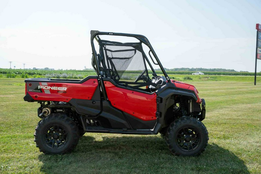 2024 Honda Pioneer 1000 Deluxe