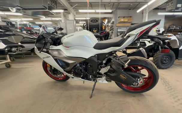 2025 Kawasaki Ninja ZX-6R ABS