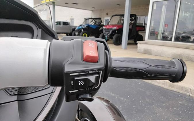 2012 Can-Am Spyder Roadster RT-Limited