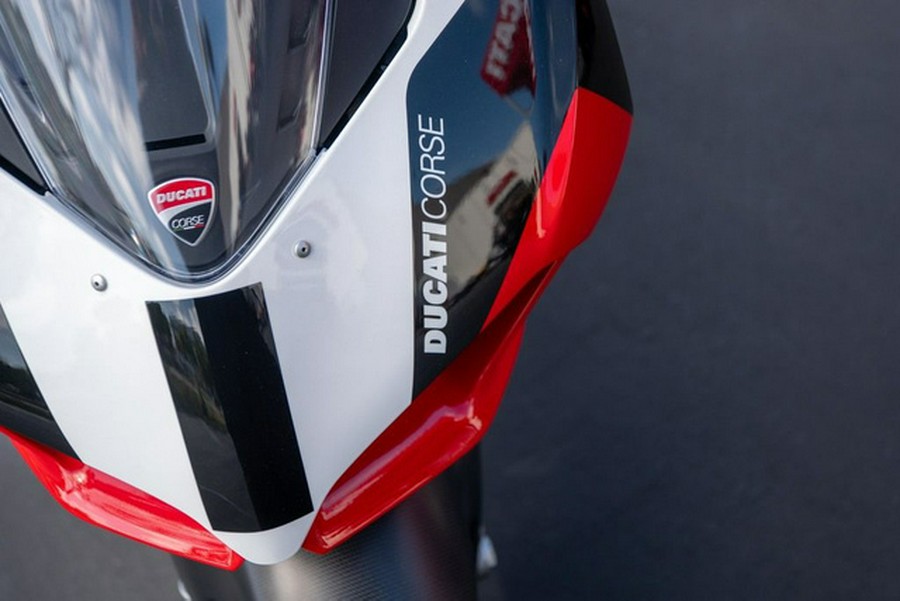 2025 Ducati PANIGALE V2 FE