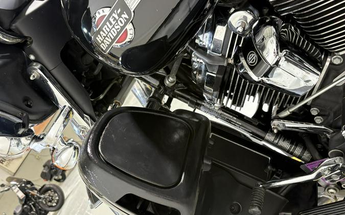 2022 Harley-Davidson® Tri Glide® Ultra Vivid Black