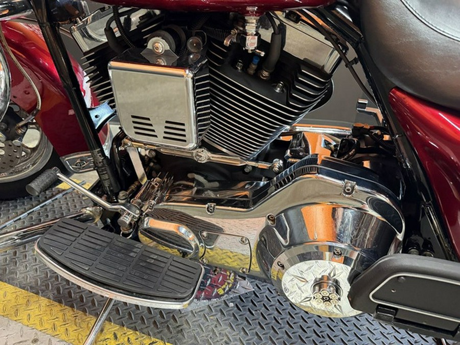 2005 Harley-Davidson FLHRC - Road King Classic