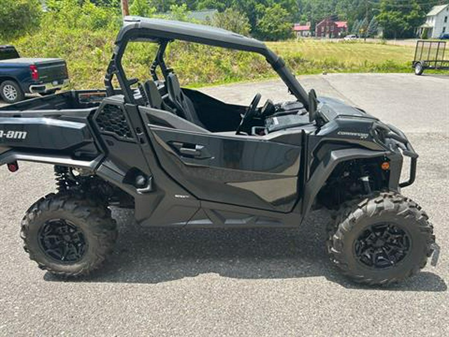 2022 Can-Am Commander XT 700