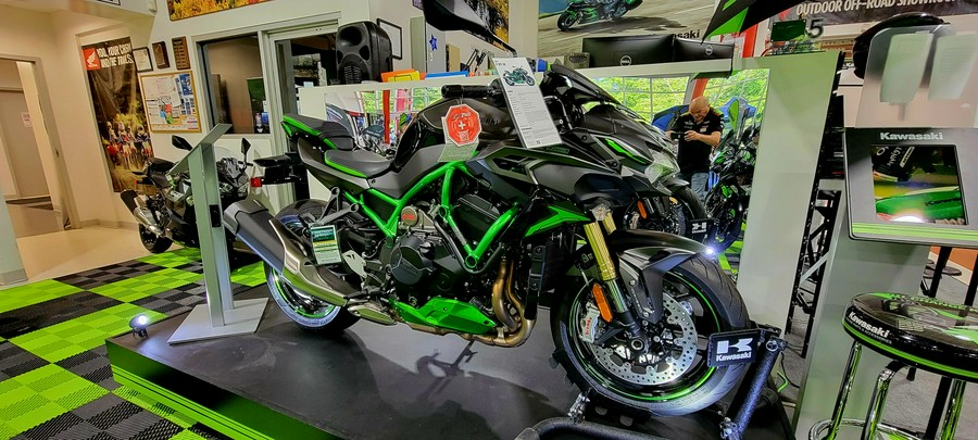 2023 Kawasaki Z H2 SE [SALE Price NOW through 7.31.2023!]