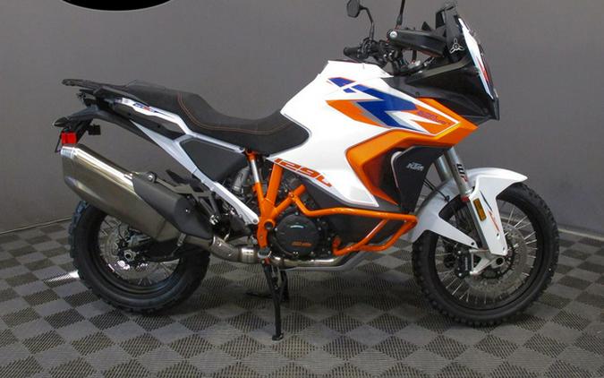 2024 KTM 1290 SUPER ADVENTURE R ORANGE