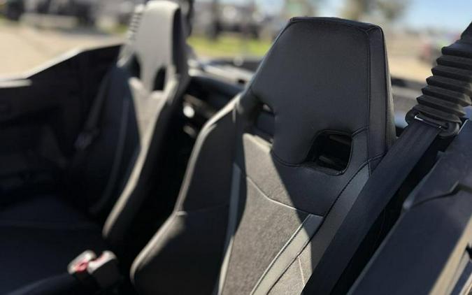 2026 Can-Am® Commander MAX XT 1000R