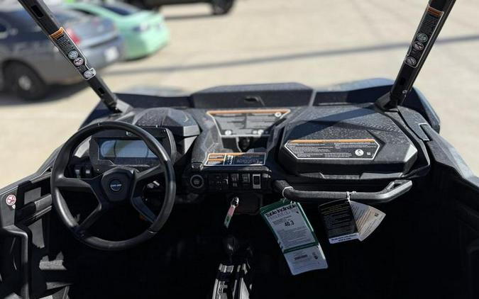 2026 Can-Am® Commander MAX XT 1000R