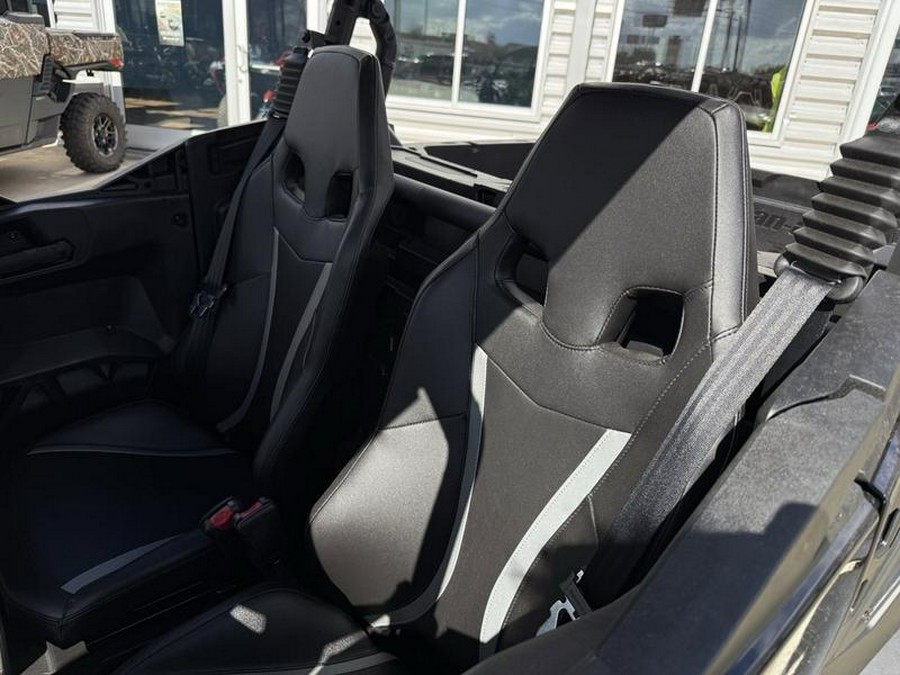 2026 Can-Am® Commander MAX XT 1000R