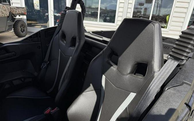 2026 Can-Am® Commander MAX XT 1000R